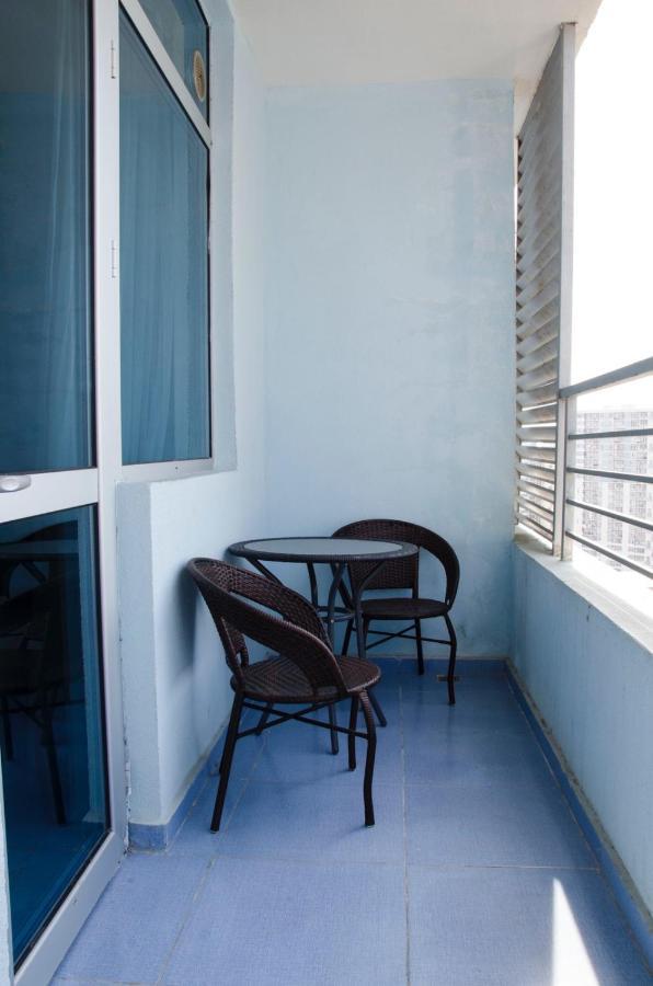 Breeze Batumi Apartment Bagian luar foto