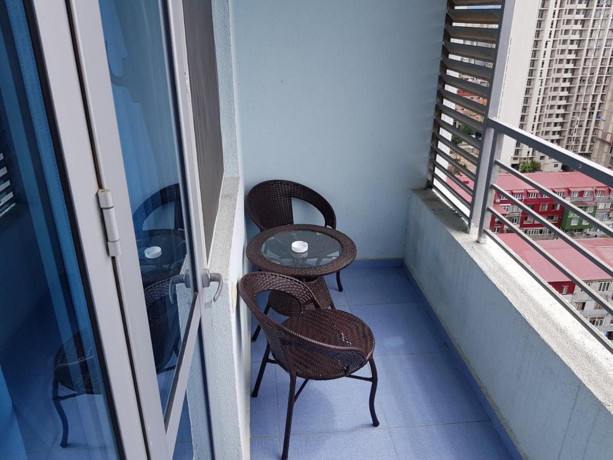 Breeze Batumi Apartment Bagian luar foto