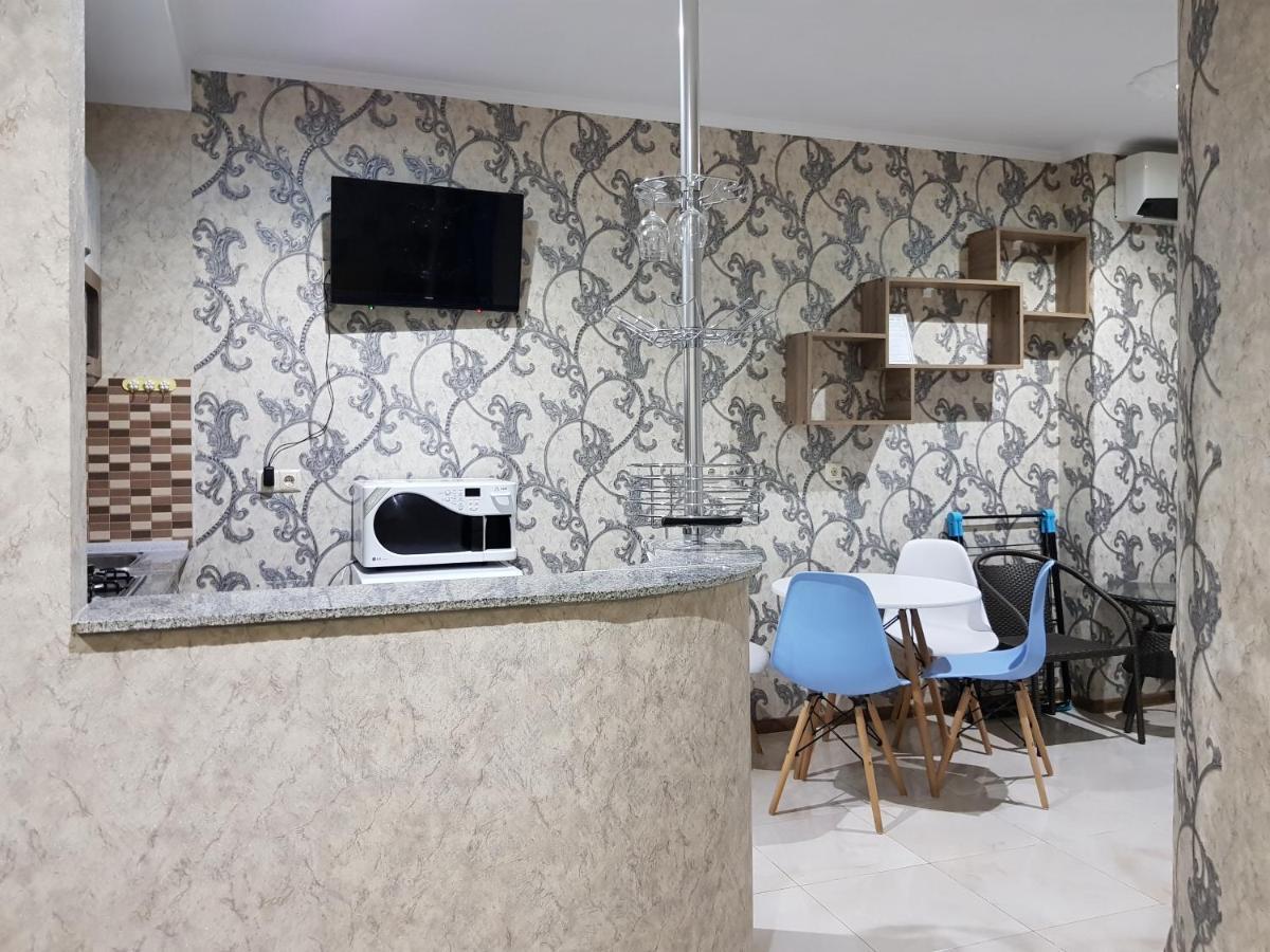 Breeze Batumi Apartment Bagian luar foto