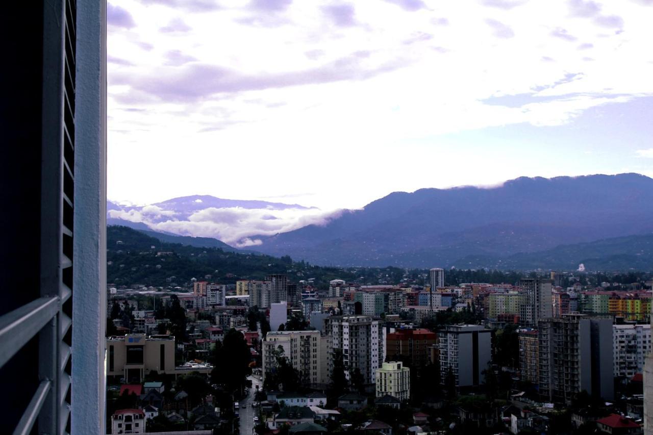 Breeze Batumi Apartment Bagian luar foto