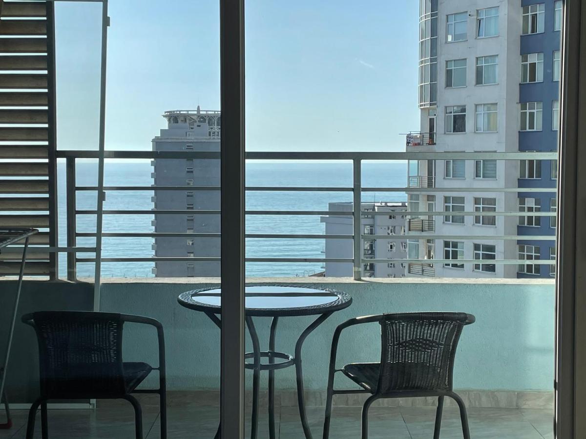 Breeze Batumi Apartment Bagian luar foto