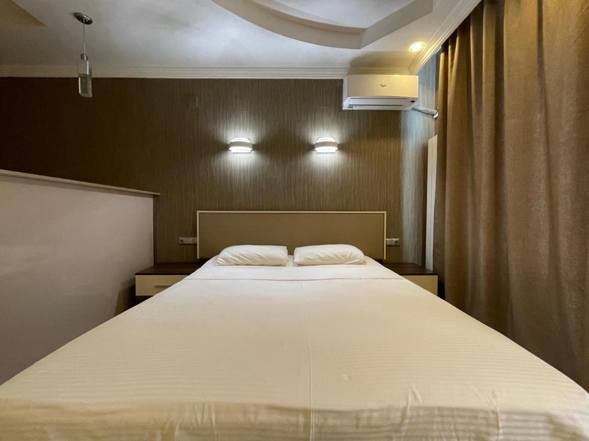 Breeze Batumi Apartment Bagian luar foto