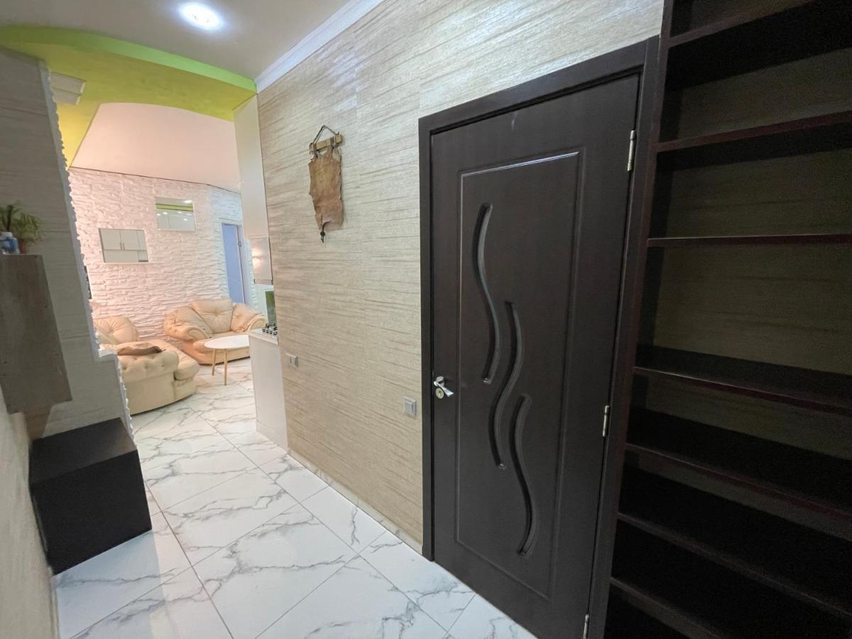 Breeze Batumi Apartment Bagian luar foto