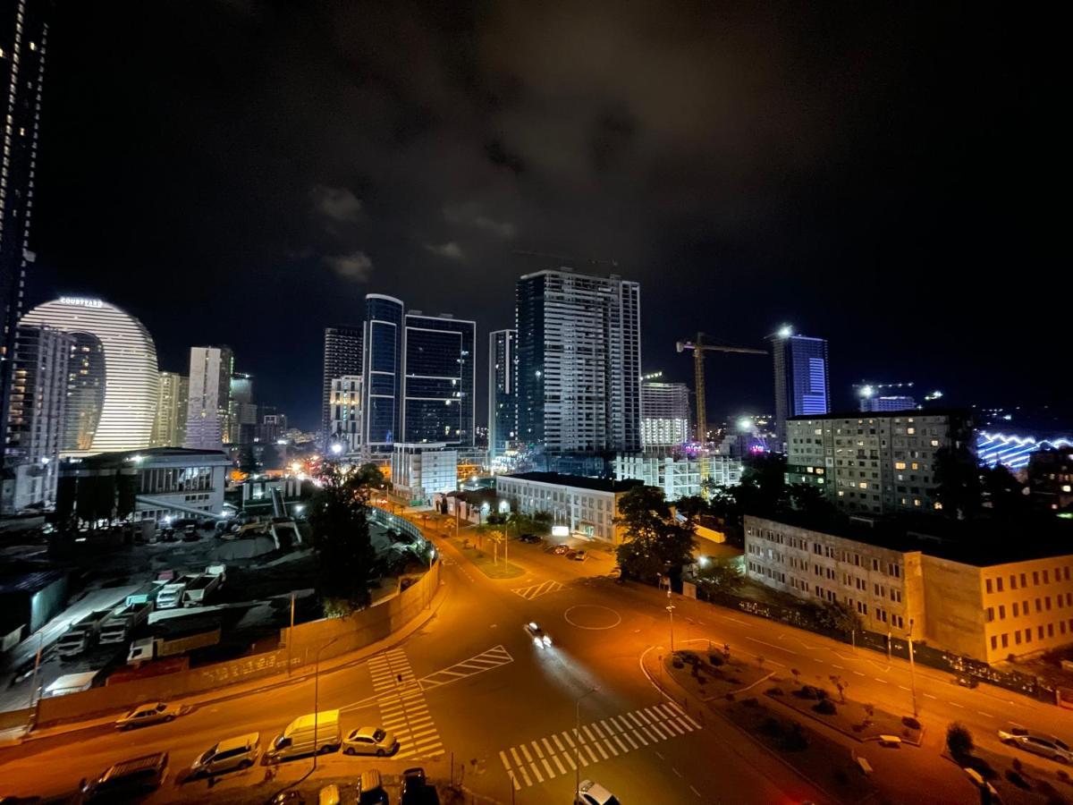 Breeze Batumi Apartment Bagian luar foto